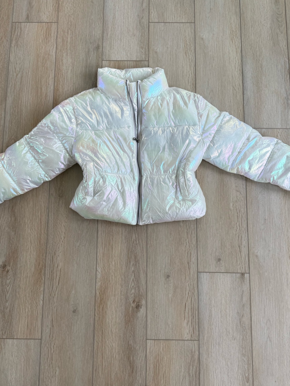 Double Zero Iridescent White Puffer Jacket